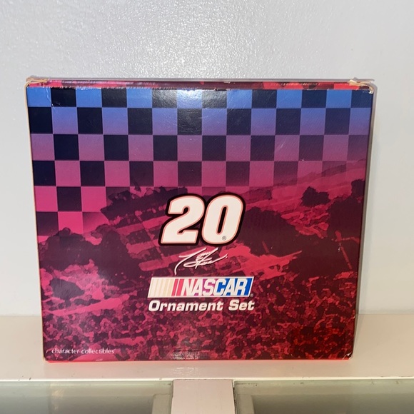NASCAR 2002 Tony Stewart #20 Ornament Set Collectibles Home Depot - Picture 2 of 8
